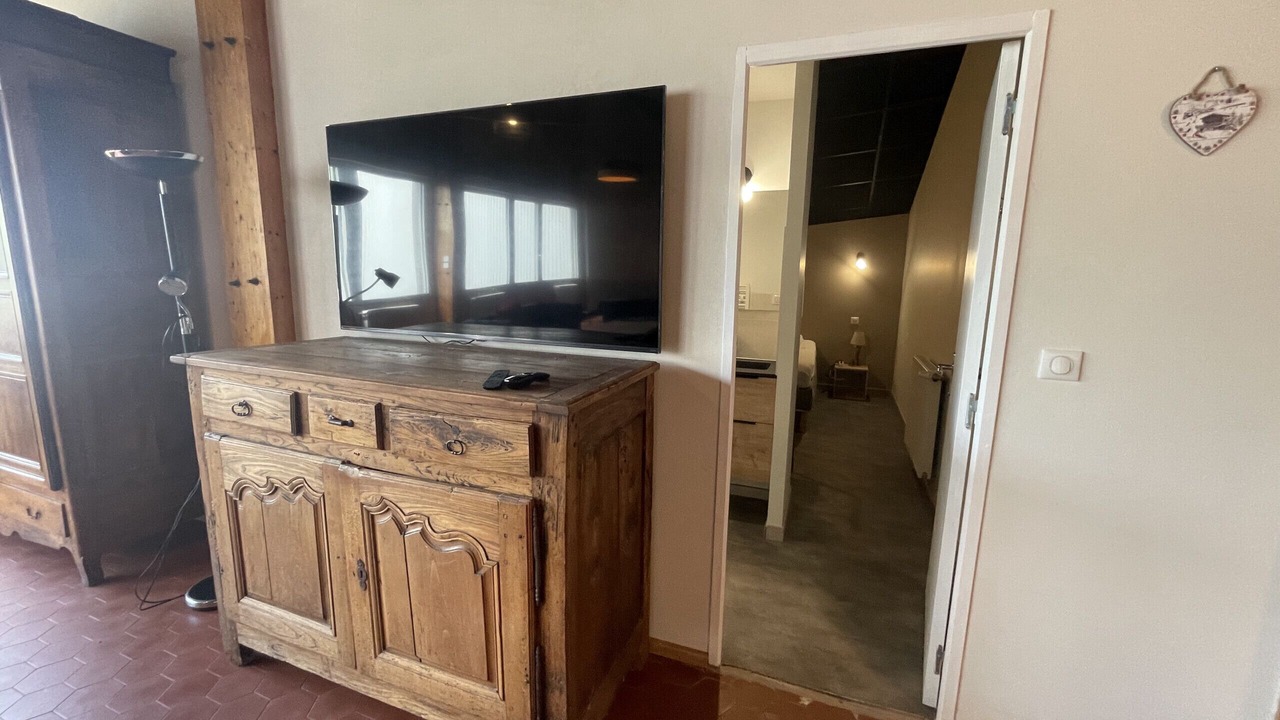 Photo of Others in Saint-Jacques-des-Blats