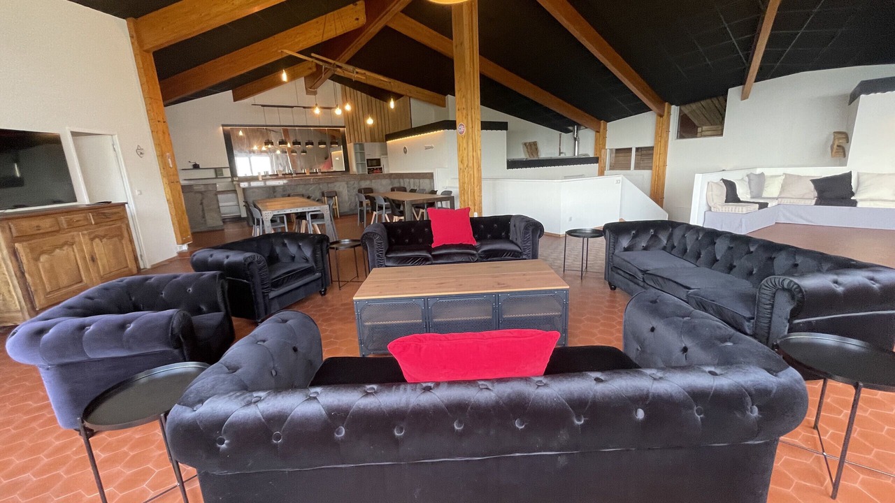 Photo of Livingroom in Saint-Jacques-des-Blats