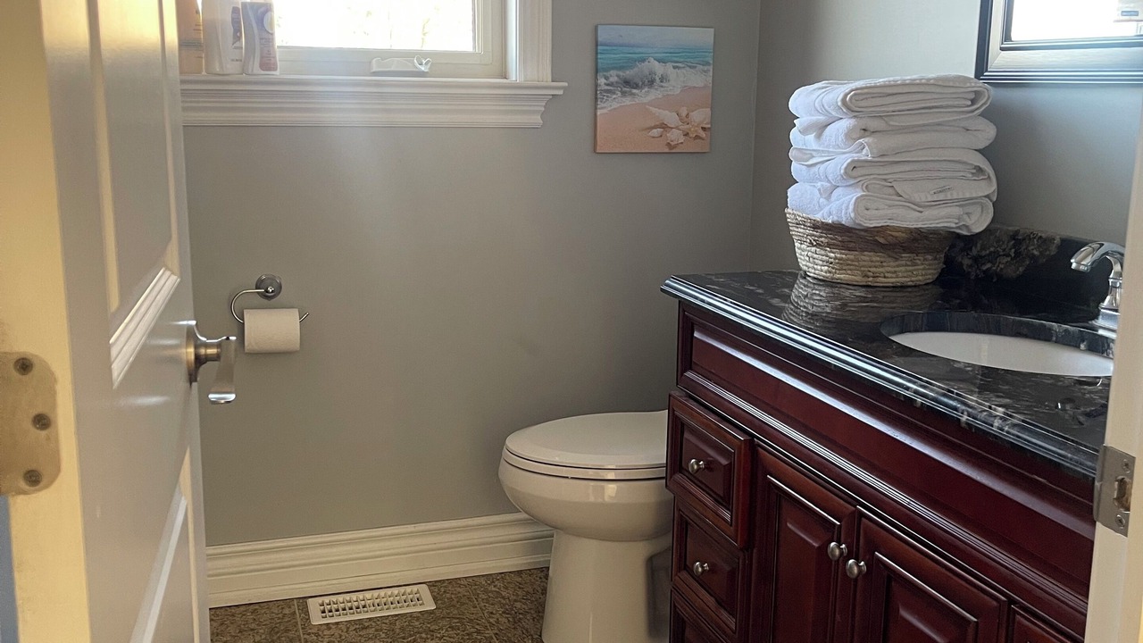 Photo of Bathroom in Lindsay