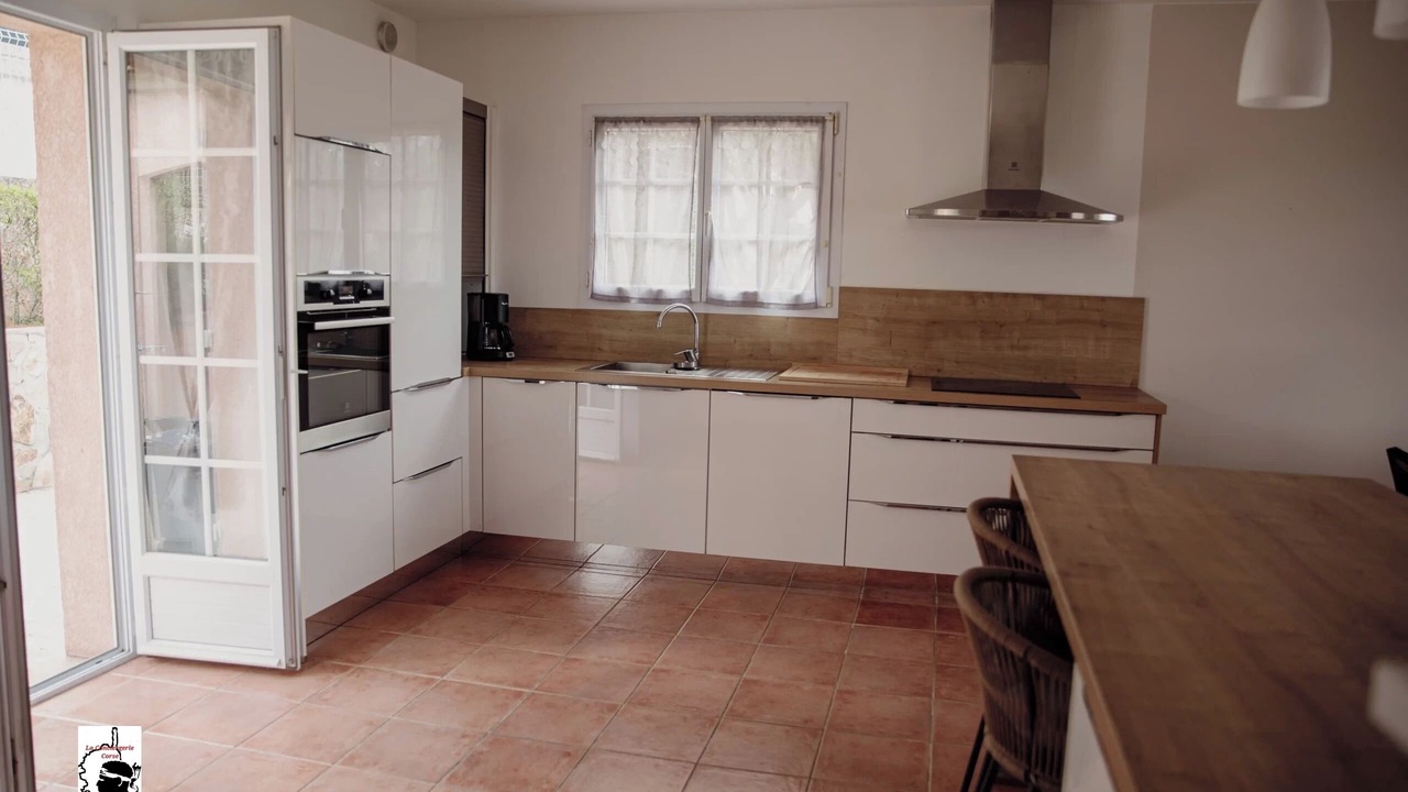 Photo of Kitchen in Peri