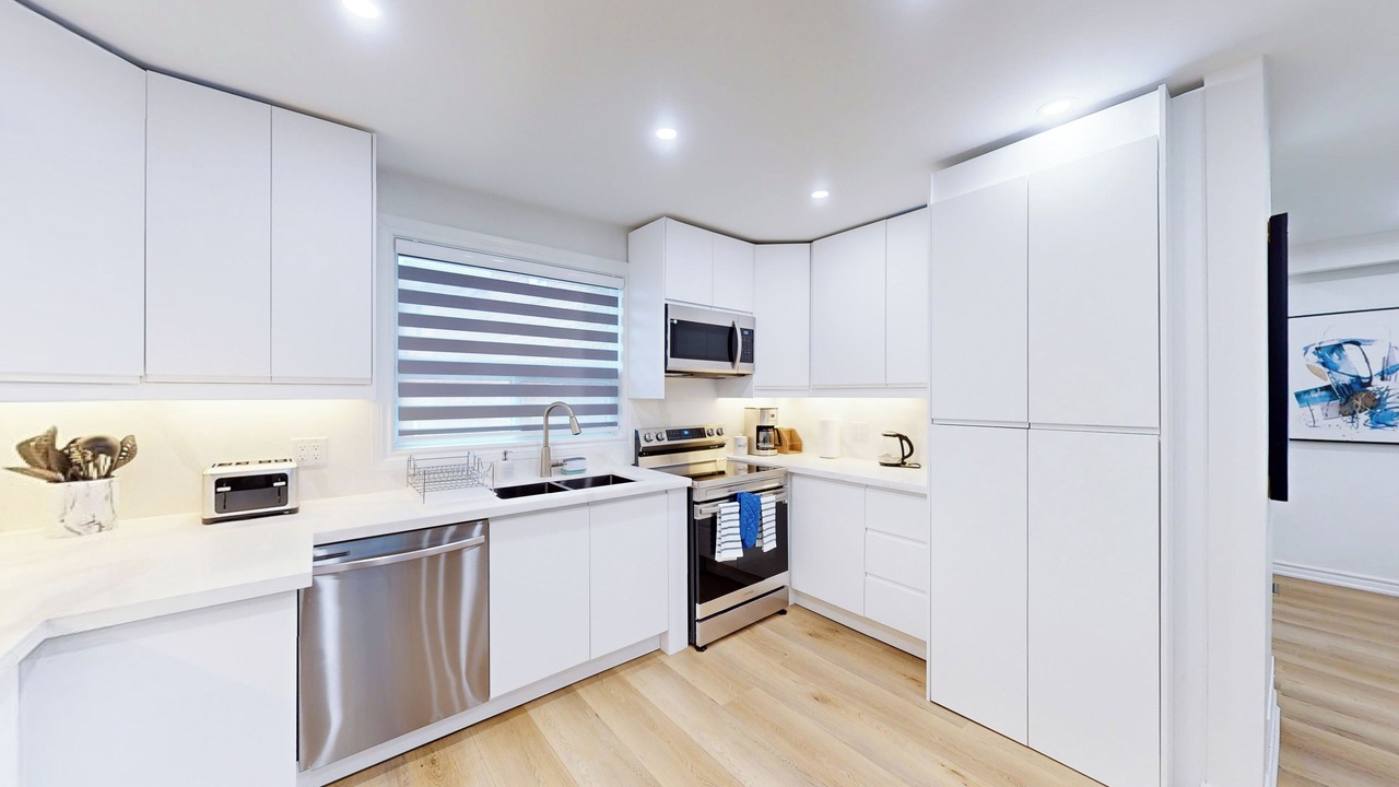 Photo of Kitchen in Bathurst Manor
