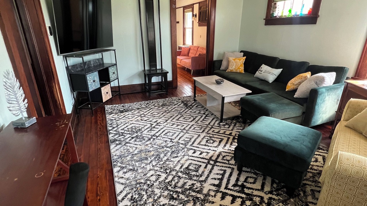 Photo of Livingroom in Pendleton