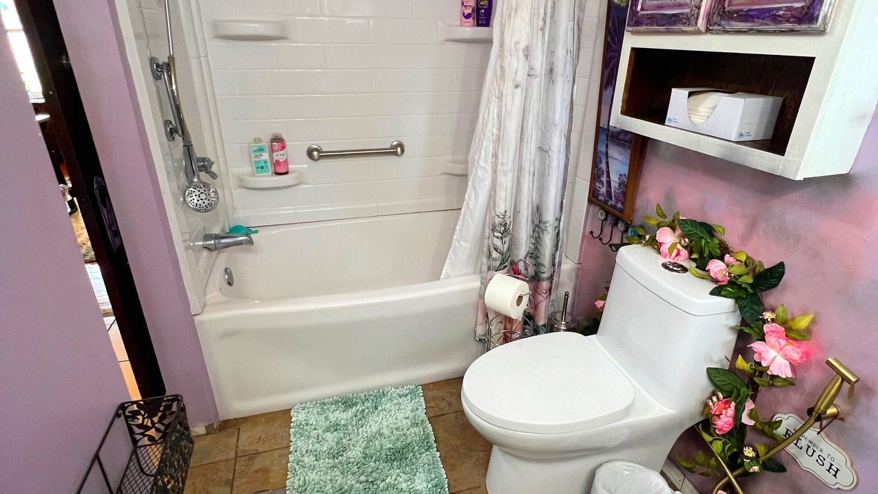 Photo of Bathroom in Pendleton