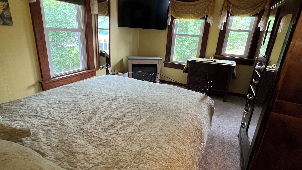 Photo of Bedroom in Pendleton