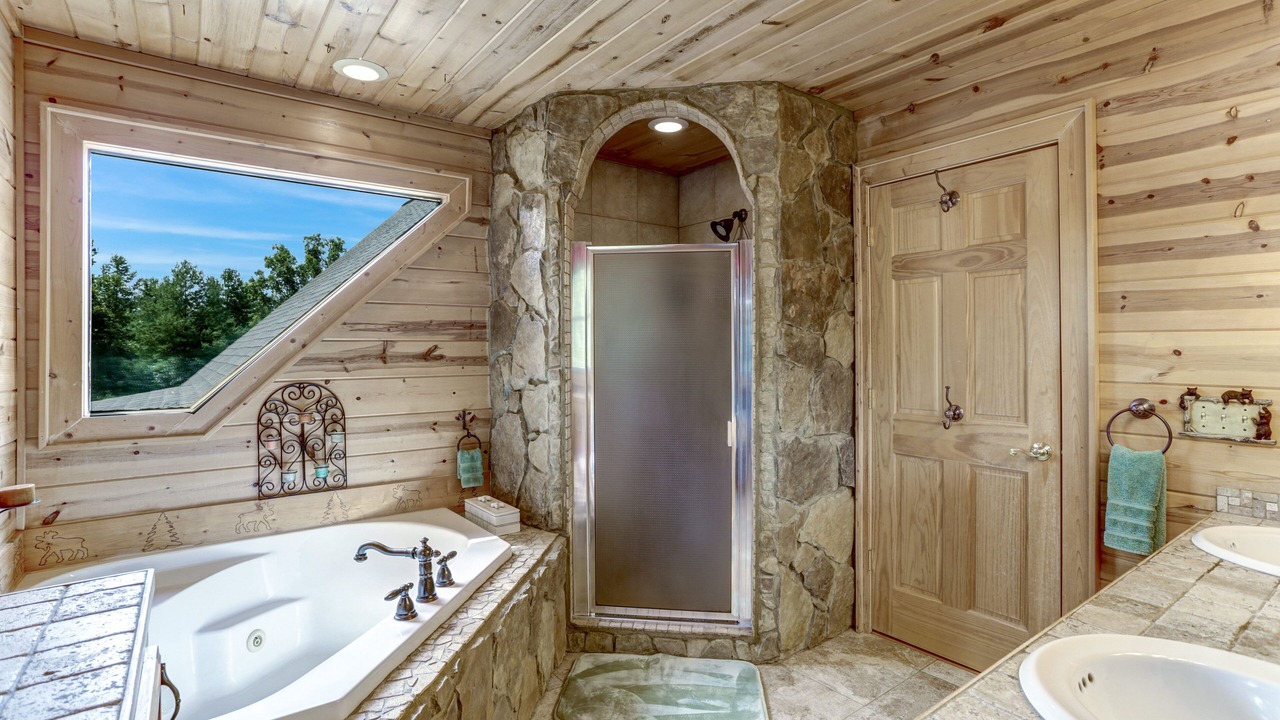 Photo of Bathroom in Blairsville