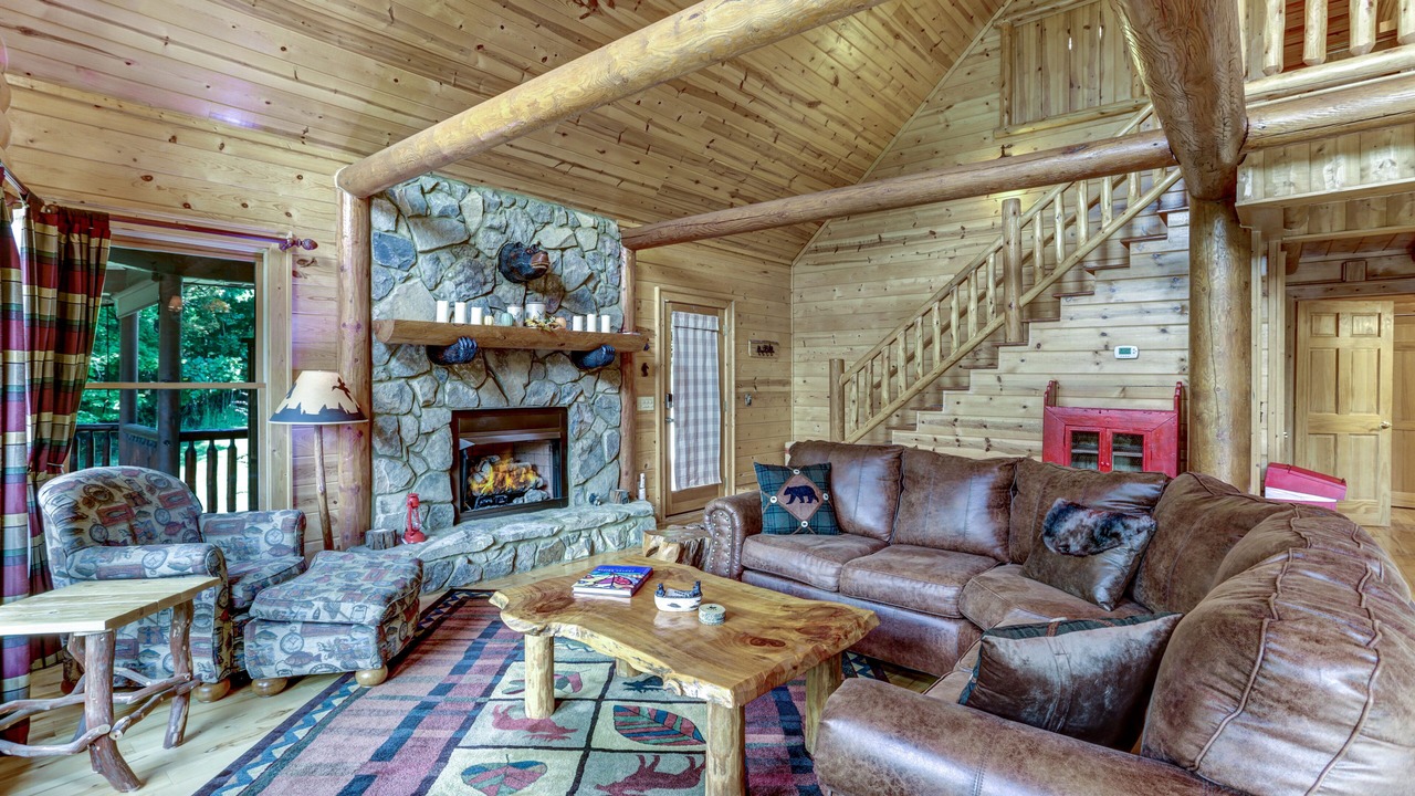 Photo of Livingroom in Blairsville