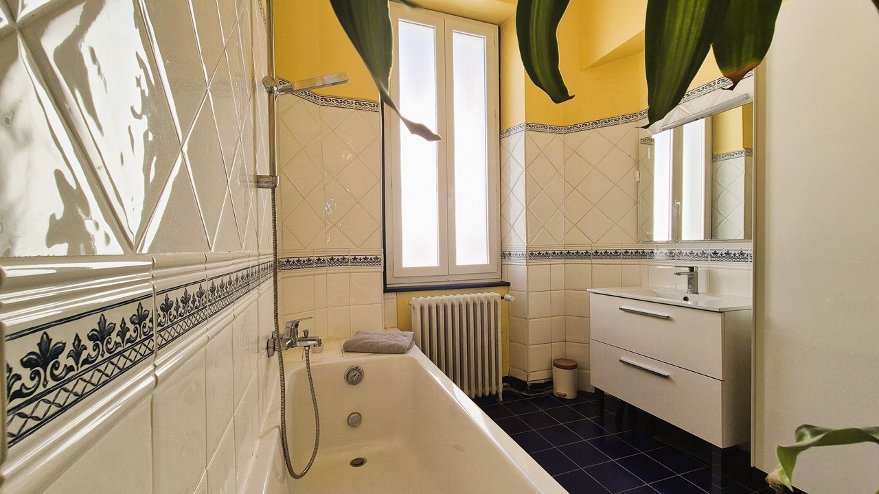 Photo of Bathroom in Castelnaudary
