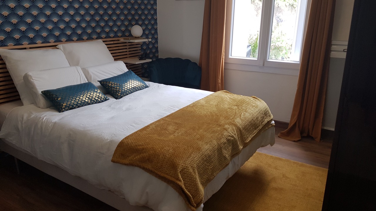 Photo of Bedroom in Tours City Centre