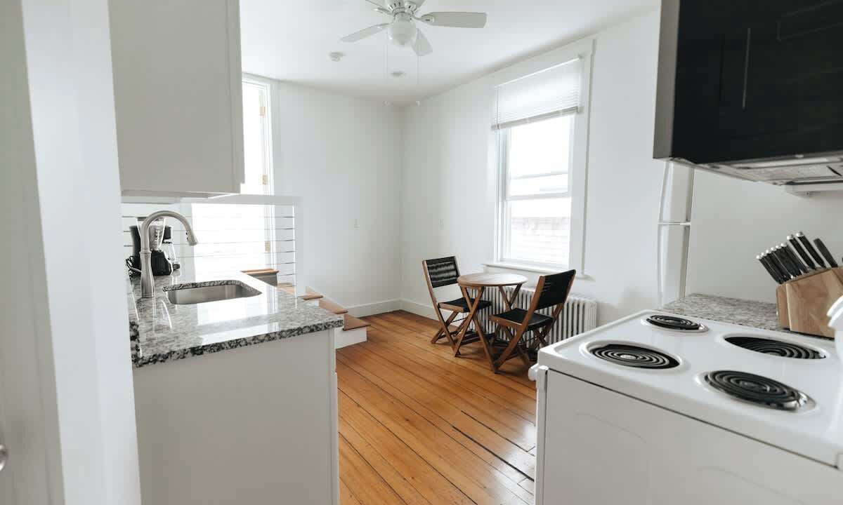 Photo of Kitchen in Yachting Village