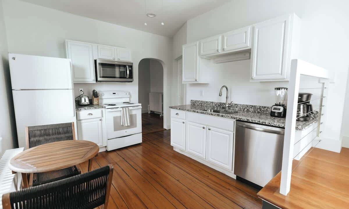 Photo of Kitchen in Yachting Village