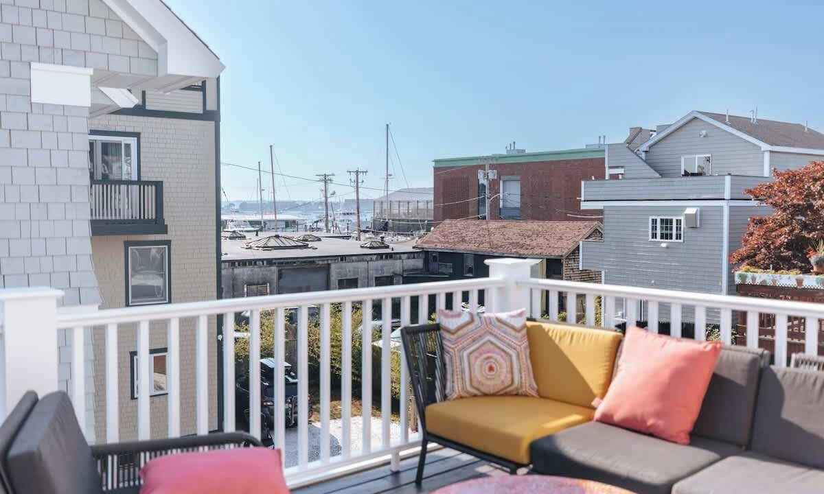 Photo of Outdoor in Yachting Village