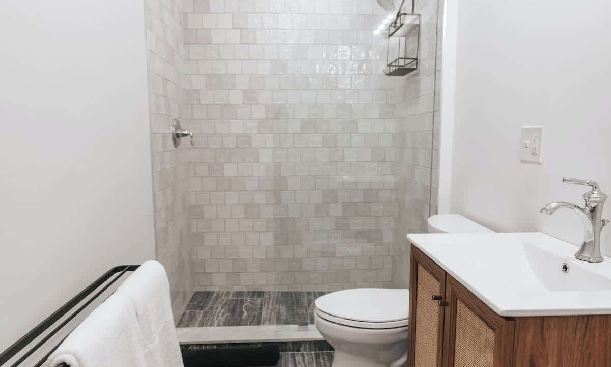 Photo of Bathroom in Yachting Village