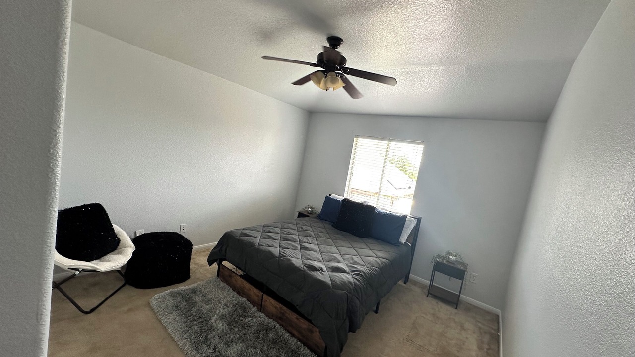 Photo of Bedroom in Humble