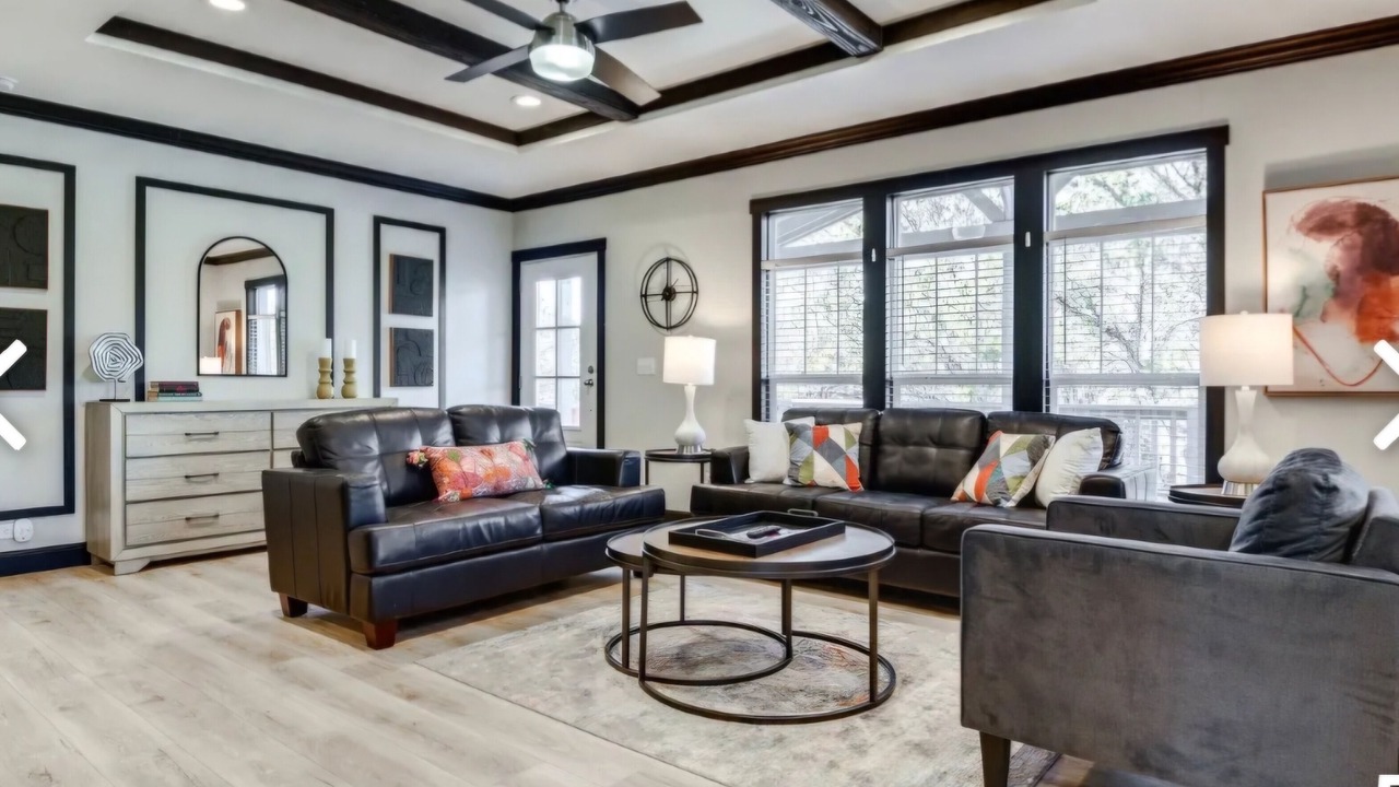 Photo of Livingroom in Graford