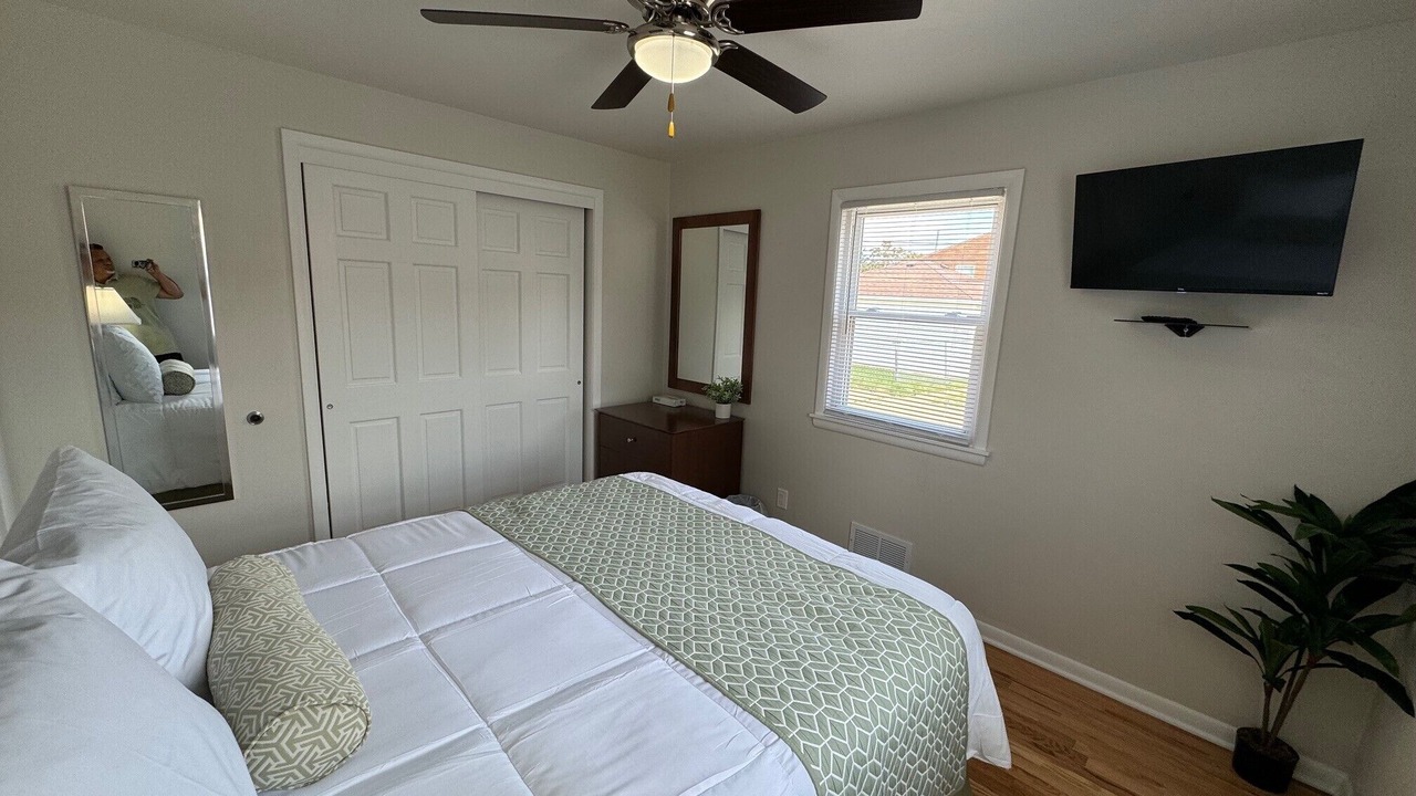 Photo of Bedroom in Racine