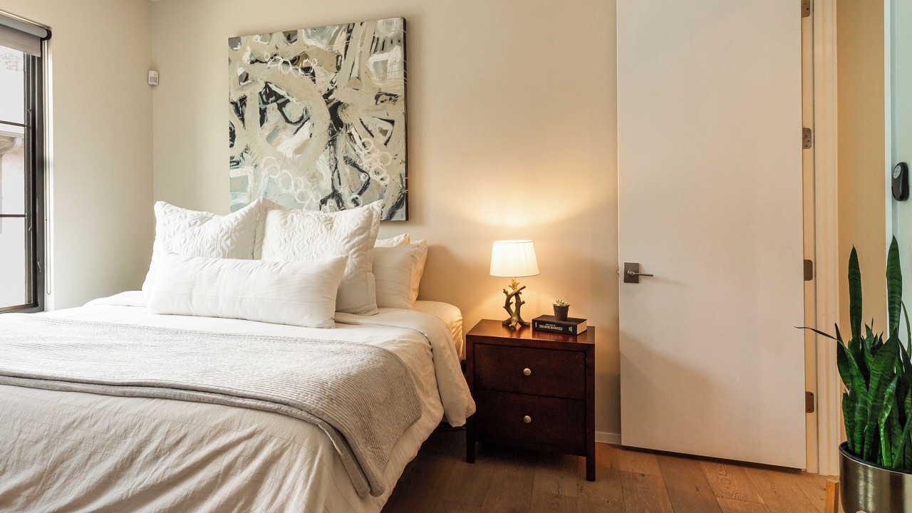 Photo of Bedroom in Lower Greenville