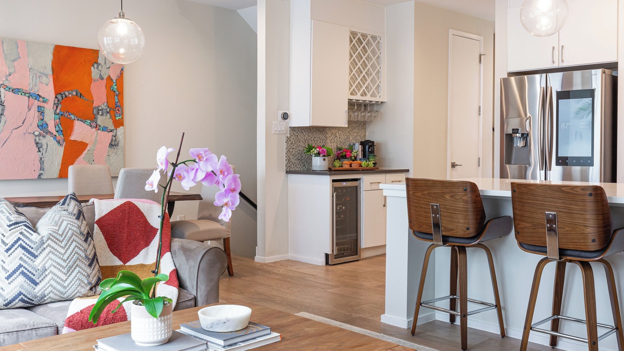 Photo of Livingroom in Lower Greenville