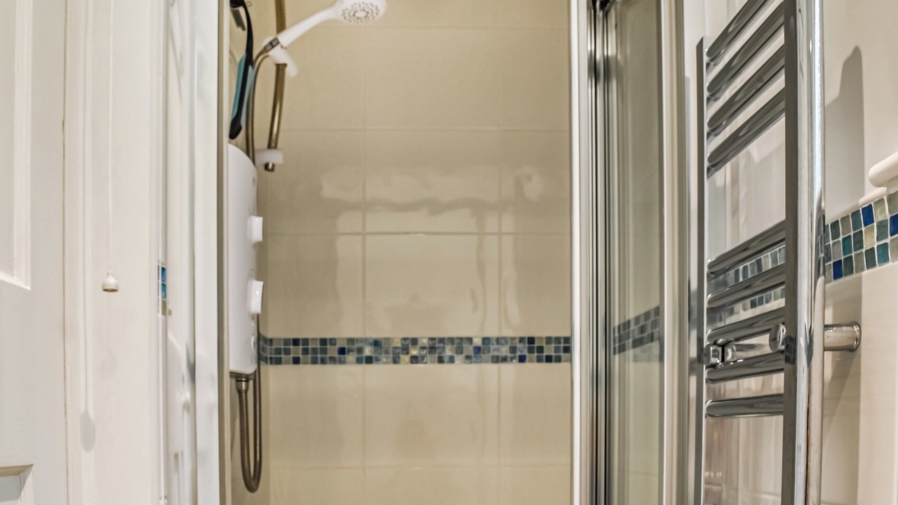 Photo of Bathroom in Perranporth