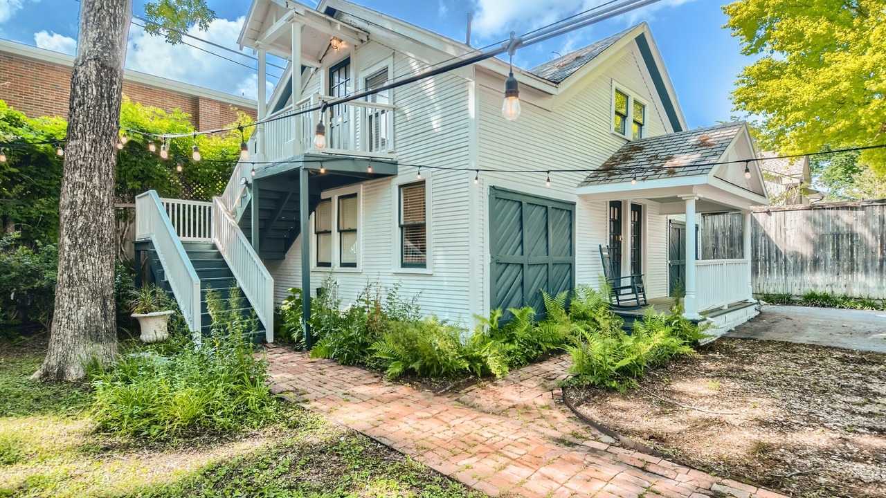 Photo of Outdoor in Old East Dallas
