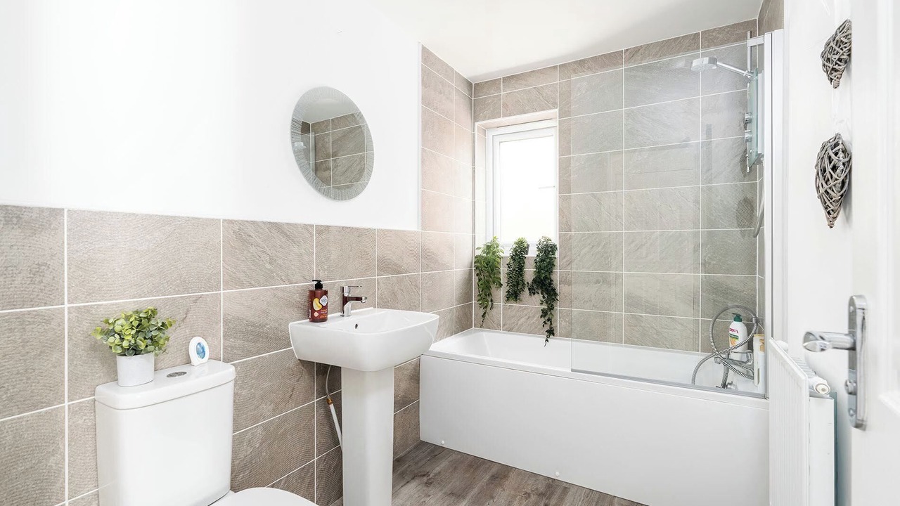 Photo of Others in Grimsby