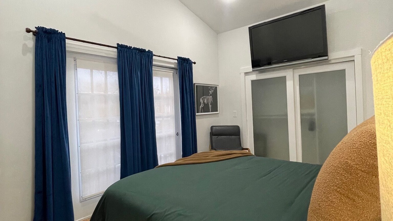 Photo of Bedroom in Lenox