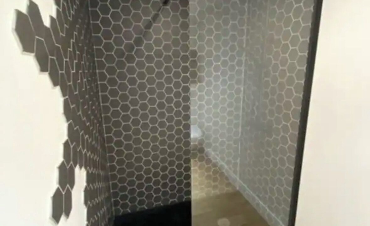 Photo of Bathroom in Savignac-les-Ormeaux