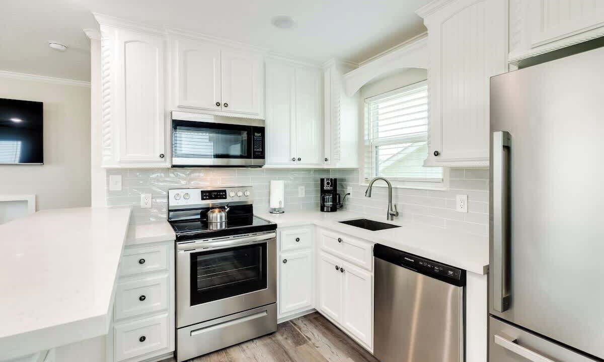 Photo of Kitchen in Surfside Beach
