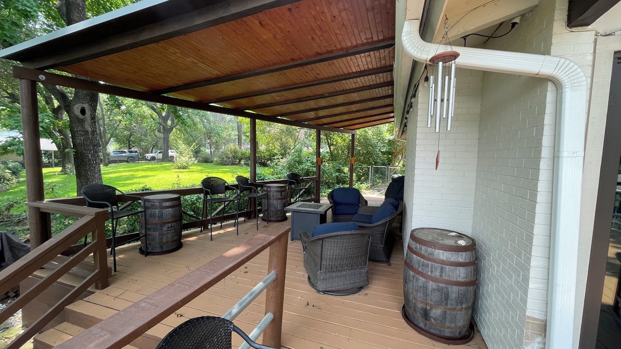 Photo of Patio Balcony in Enchanted Oaks