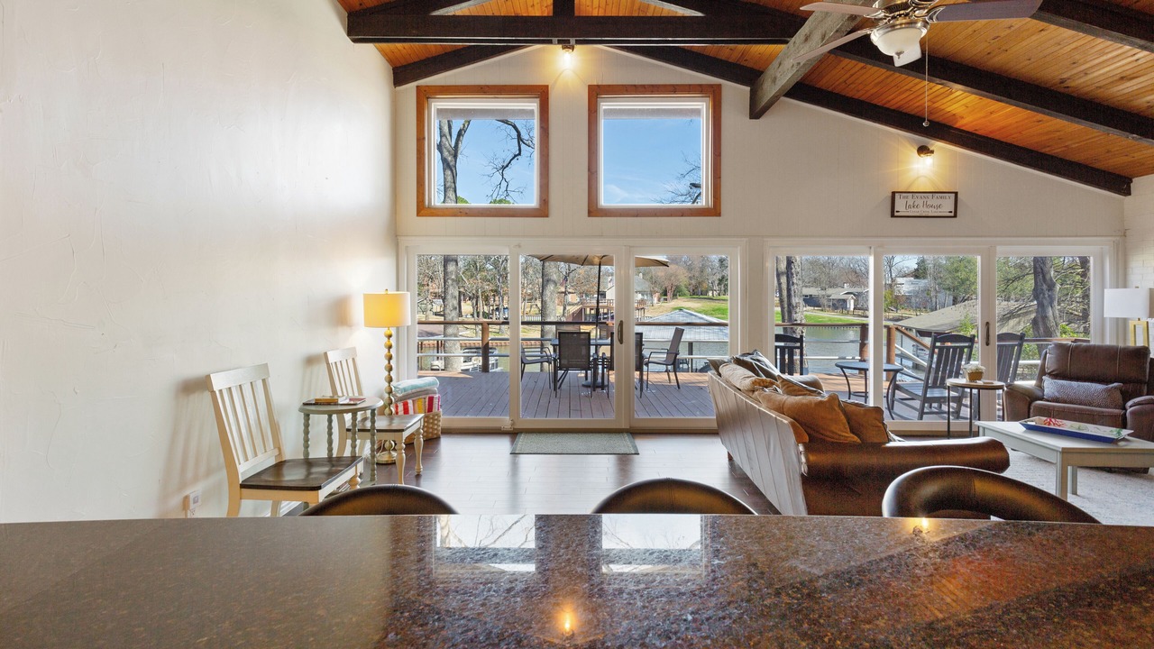 Photo of Livingroom in Enchanted Oaks