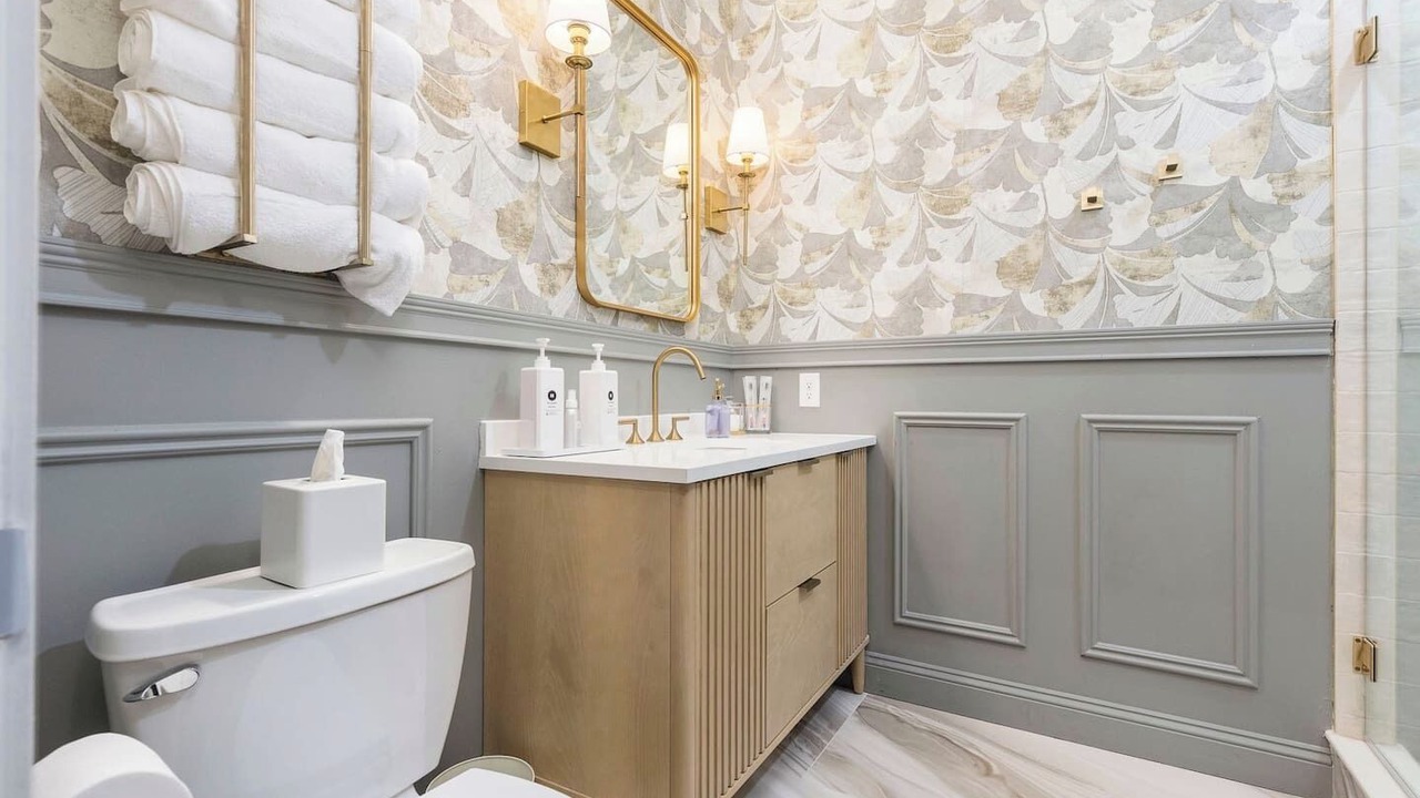 Photo of Bathroom in Downtown Louisville