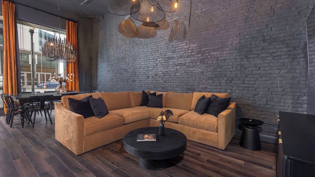 Photo of Livingroom in Downtown Louisville