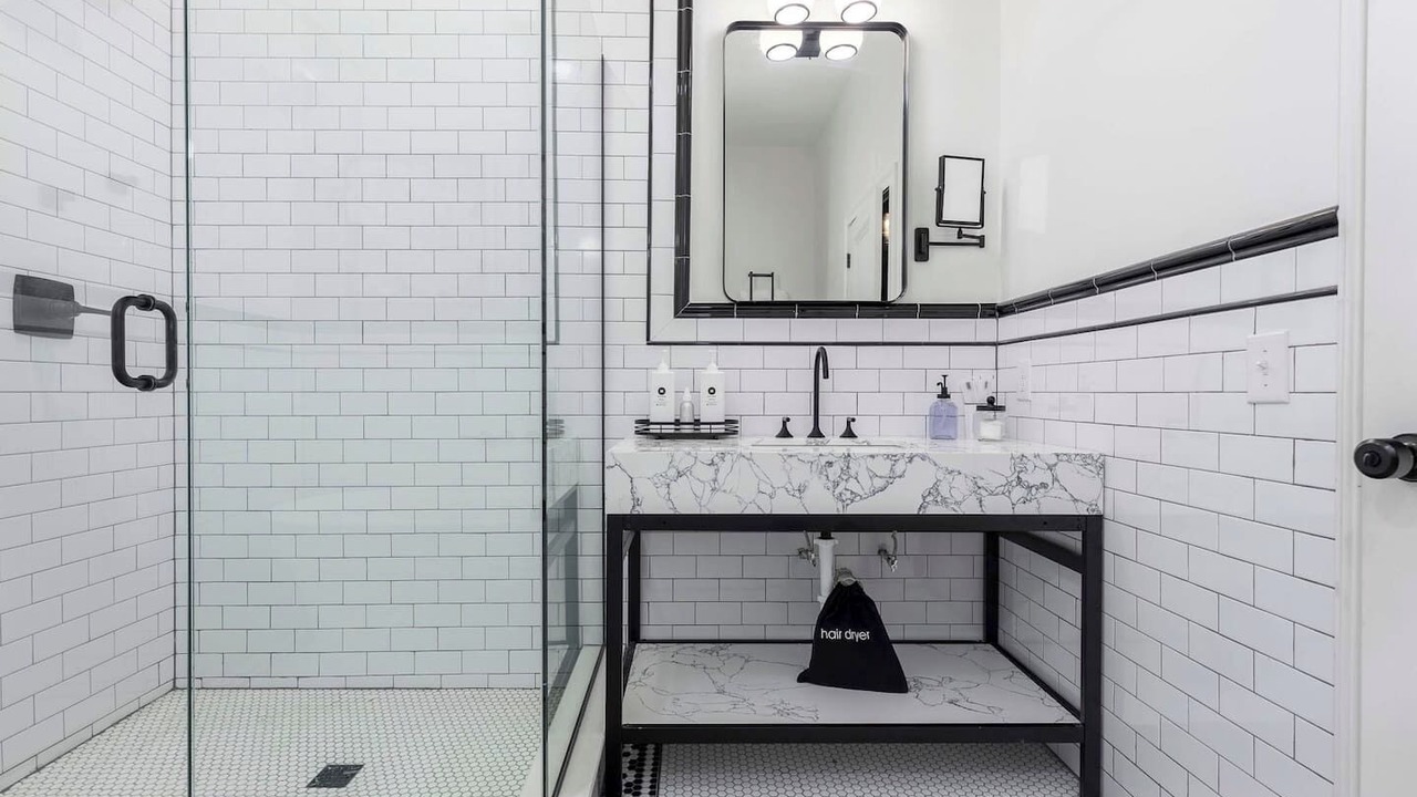 Photo of Bathroom in Downtown Louisville