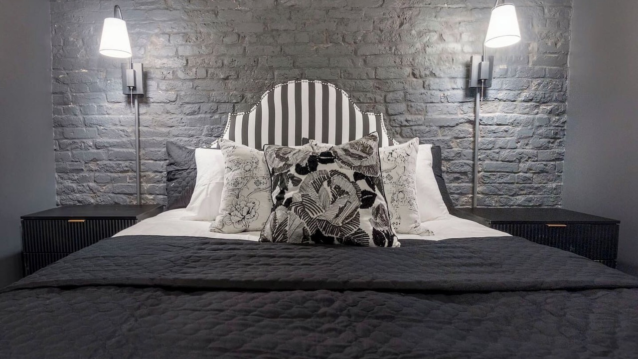 Photo of Bedroom in Downtown Louisville
