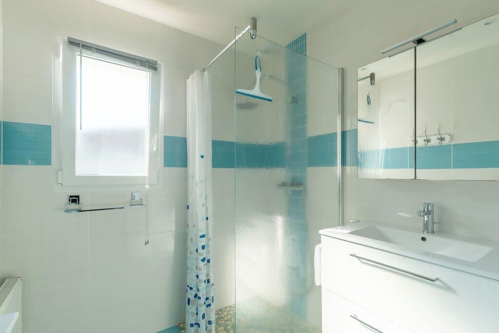 Photo of Bathroom in Saint-Nazaire