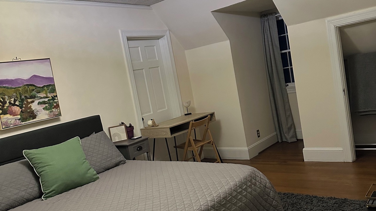 Photo of Bedroom in Martinsville