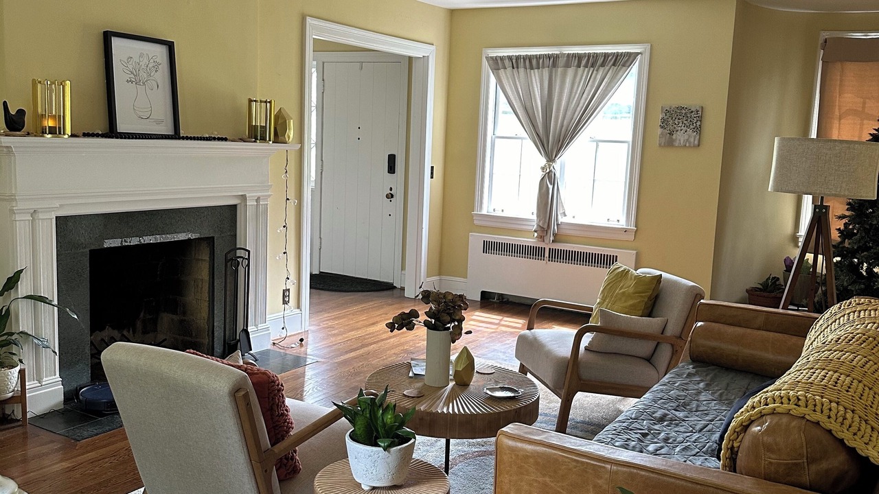 Photo of Livingroom in Martinsville