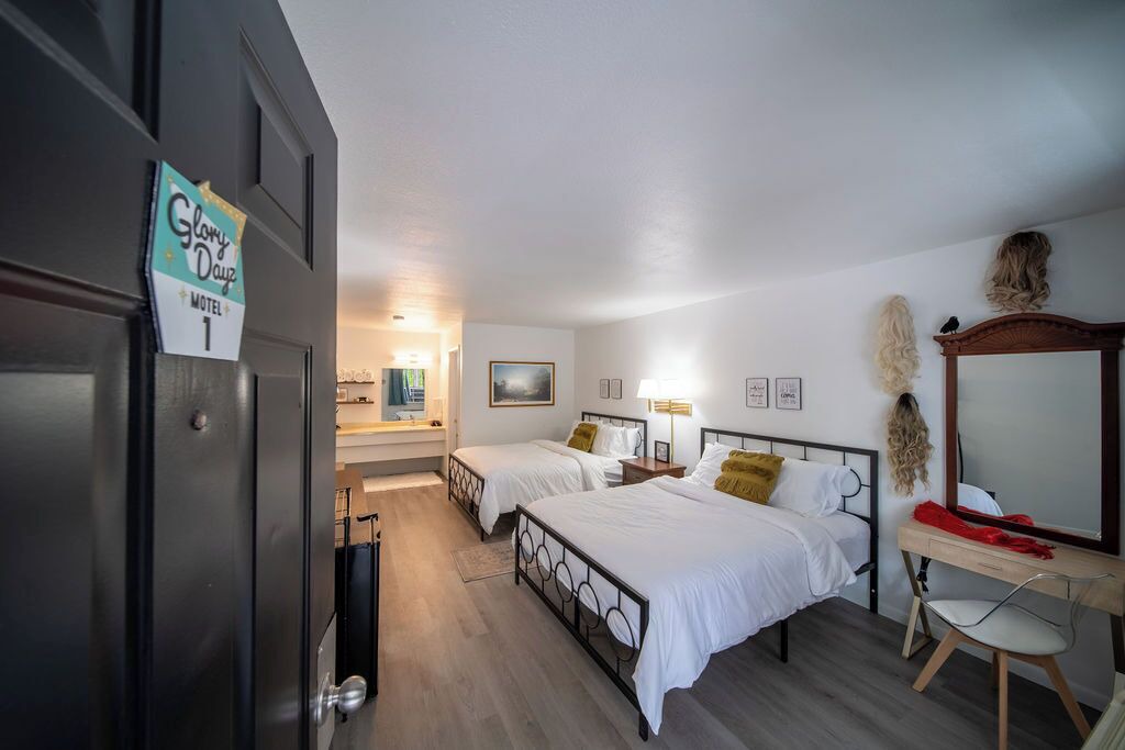 Photo of Bedroom in Eureka Springs Historic District