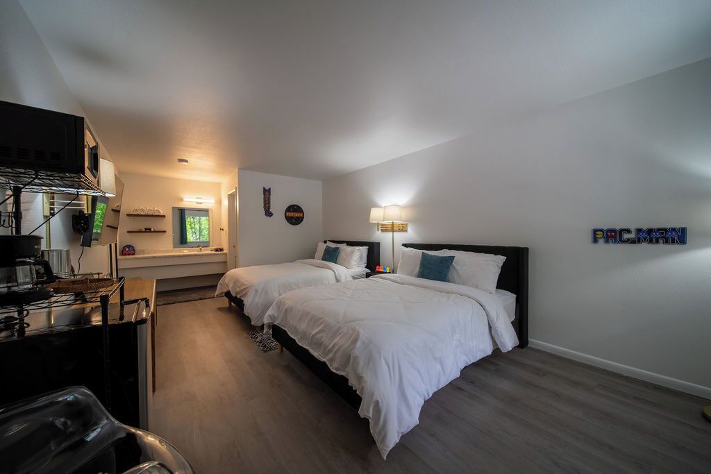Photo of Bedroom in Eureka Springs Historic District