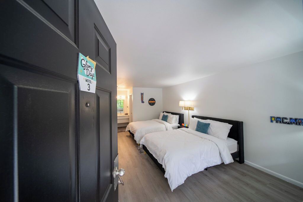 Photo of Bedroom in Eureka Springs Historic District