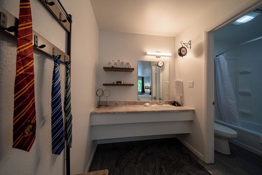 Photo of Bathroom in Eureka Springs Historic District