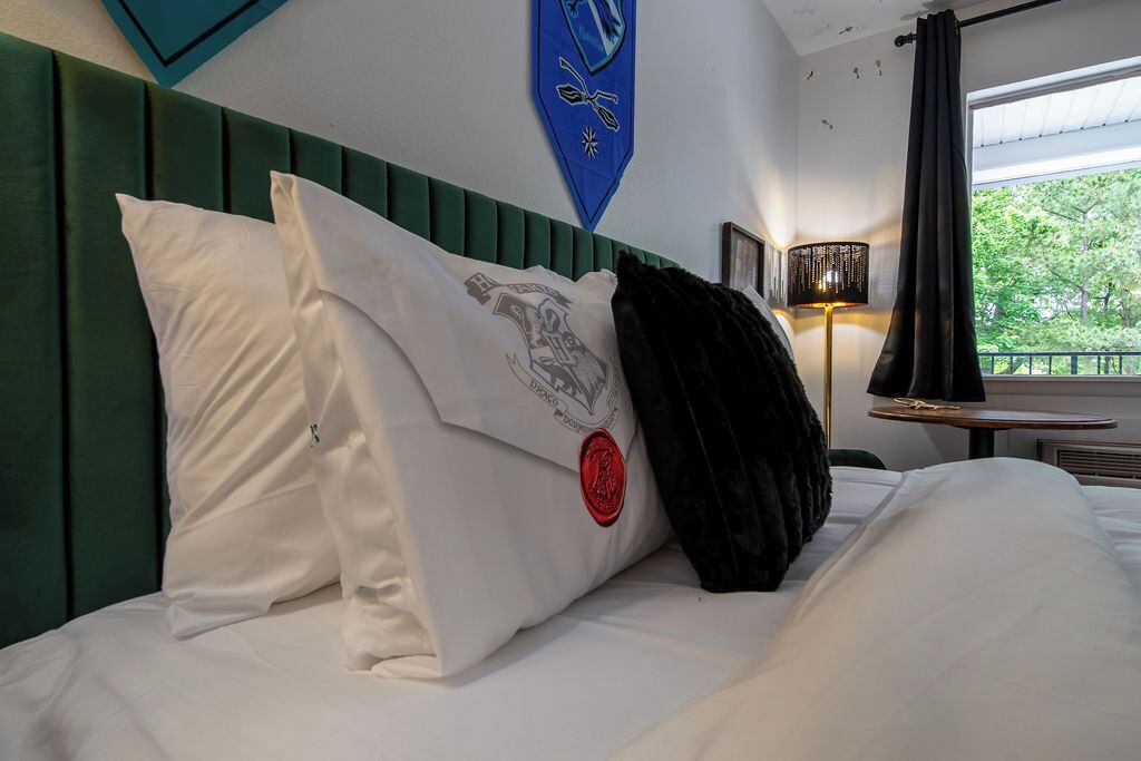 Photo of Bedroom in Eureka Springs Historic District