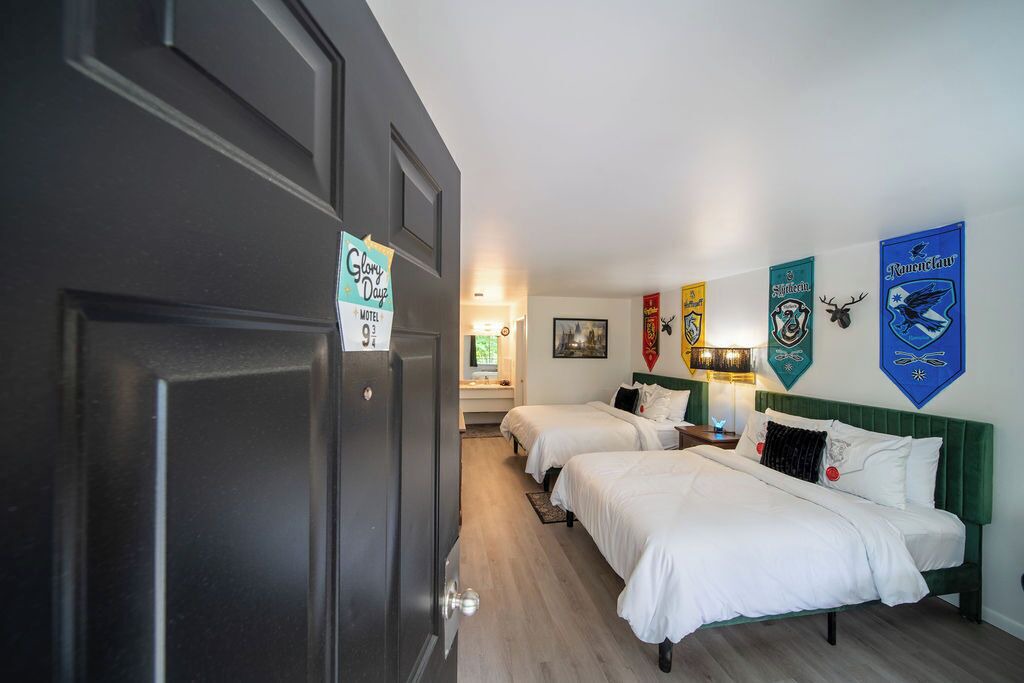 Photo of Bedroom in Eureka Springs Historic District