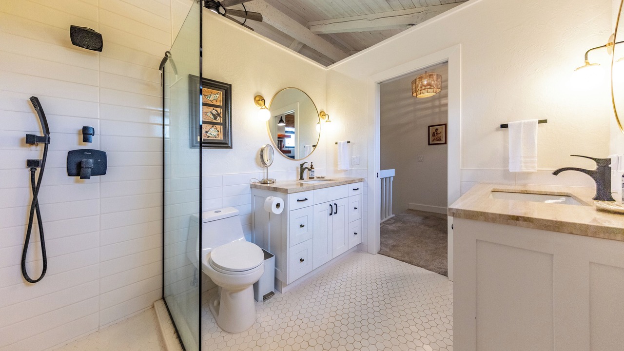Photo of Bathroom in Waikoloa Village