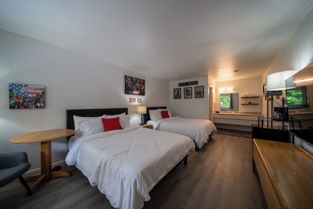 Photo of Bedroom in Eureka Springs Historic District