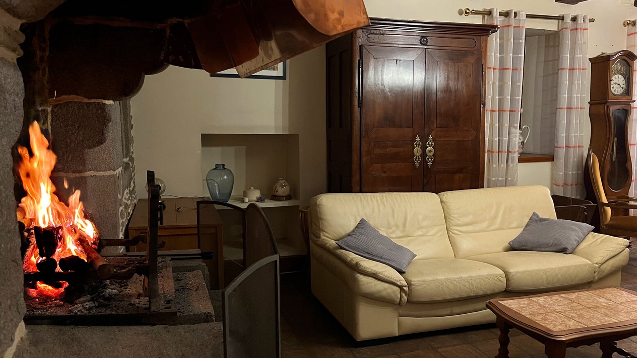 Photo of Livingroom in Bonnemain