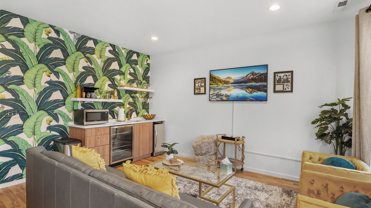 Photo of Livingroom in East Ridge