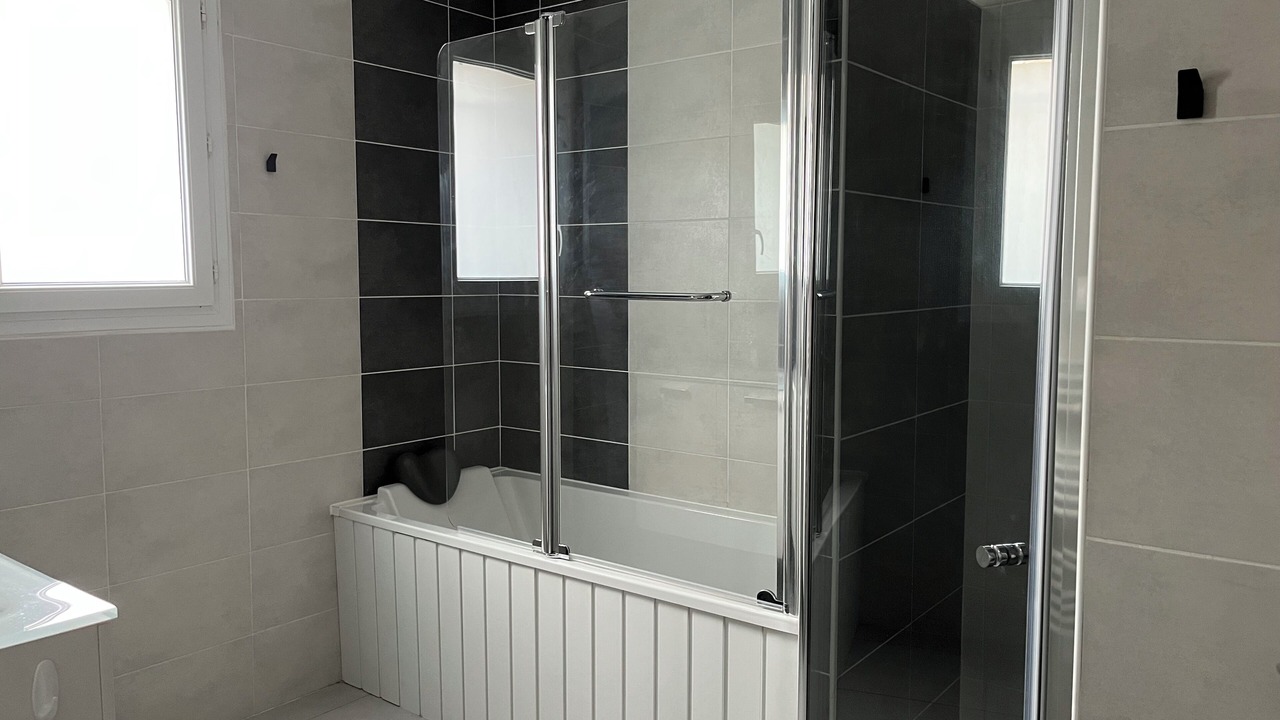 Photo of Bathroom in Albias