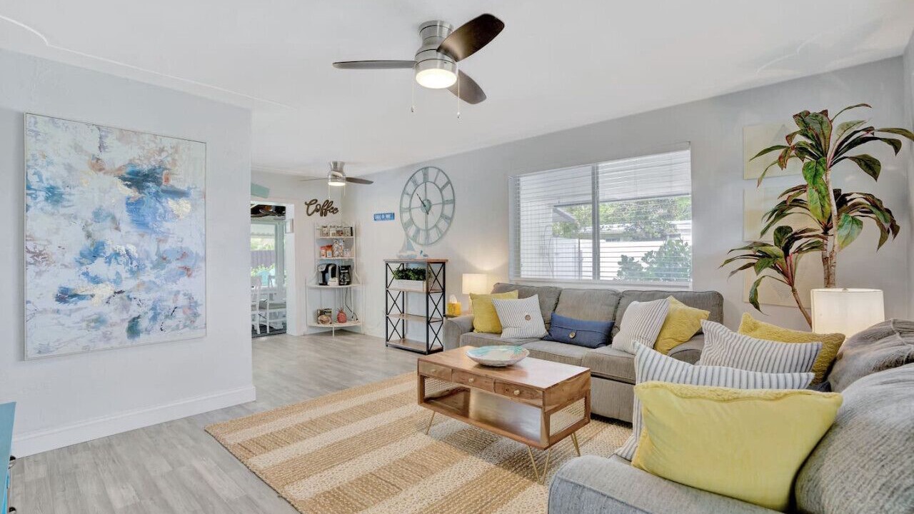 Photo of Livingroom in Florida North Atlantic Coast