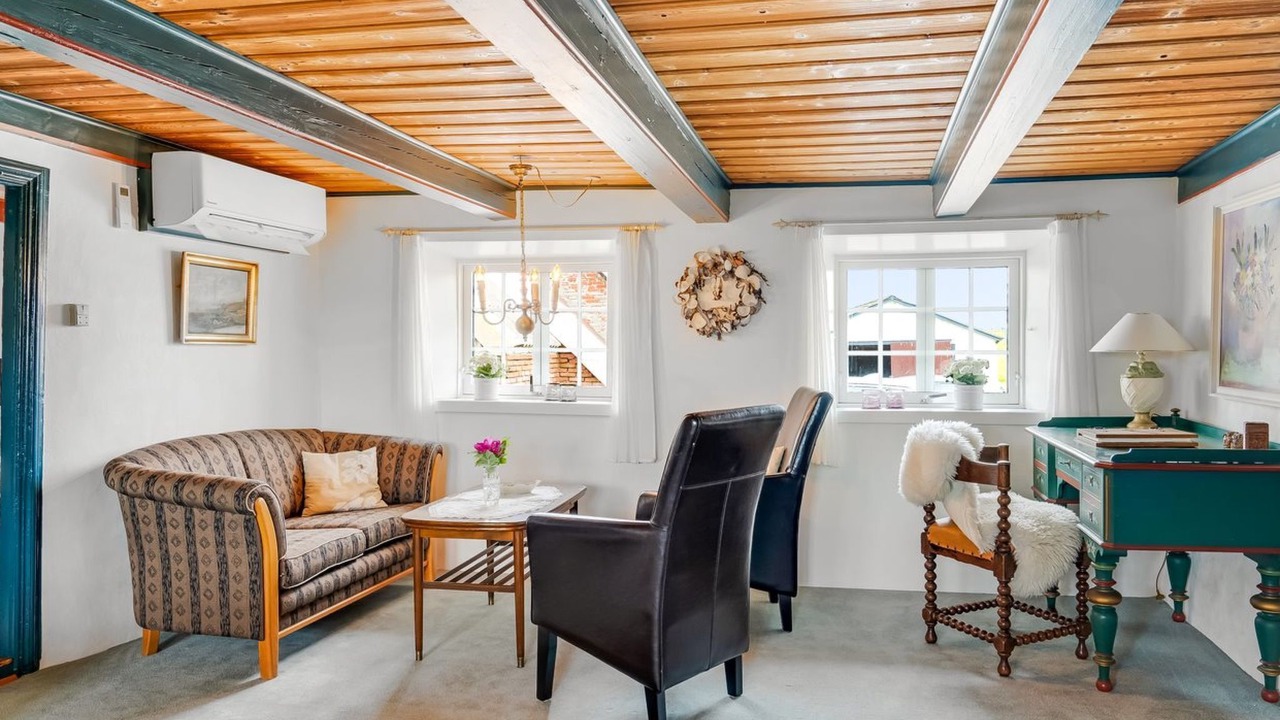 Photo of Livingroom in Trans