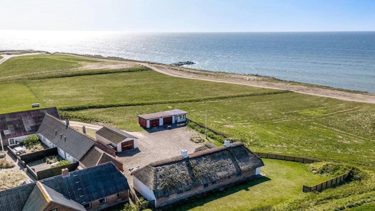 Photo of Others in Trans